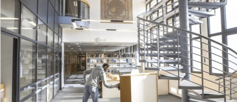 Libraries & Archives